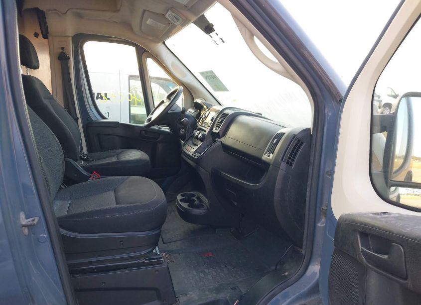 Photo 5 of 2019 Ram Promaster 2500 HIGH ROOF 159 WB (VIN 3C6TRVDG3KE519133)