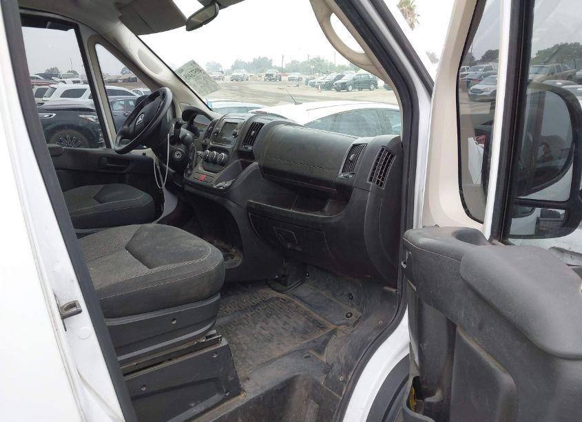 Photo 5 of 2020 Ram Promaster 2500 HIGH ROOF 159 WB (VIN 3C6TRVDG4LE135962)