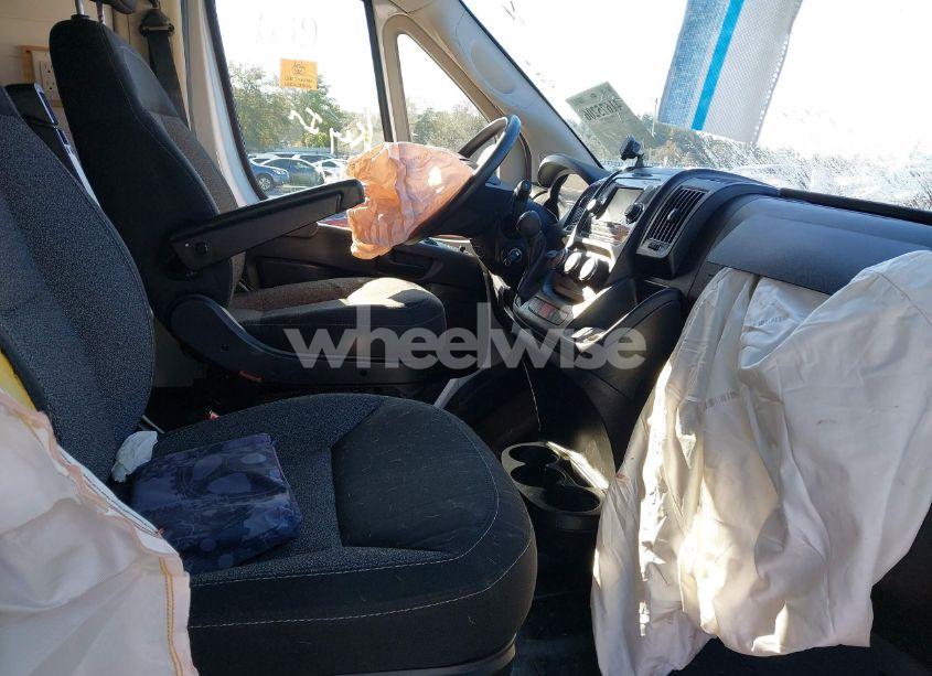 Photo 5 of 2020 Ram Promaster 2500 HIGH ROOF 159 WB (VIN 3C6TRVDG4LE135993)