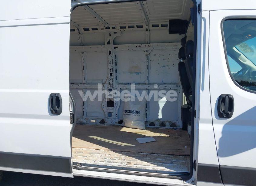 Photo 8 of 2019 Ram Promaster 2500 HIGH ROOF 159 WB (VIN 3C6TRVDG5KE531378)
