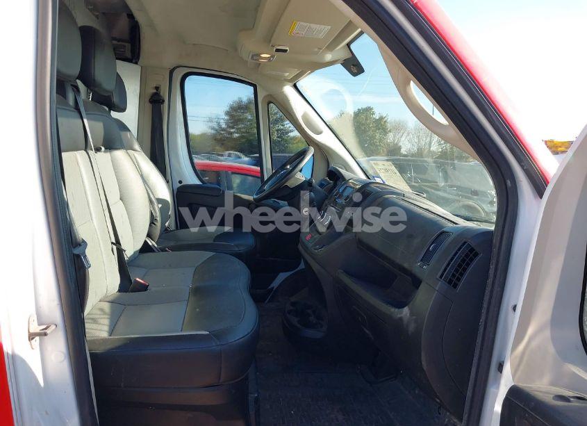 Photo 5 of 2018 Ram Promaster 2500 HIGH ROOF 159 WB (VIN 3C6TRVDG7JE142563)