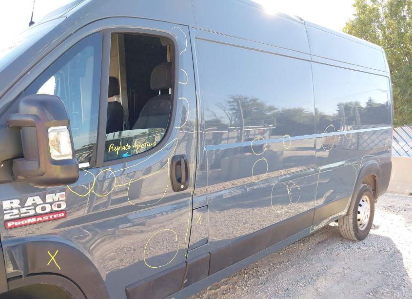 Photo 6 of 2019 Ram Promaster 2500 HIGH ROOF 159 WB (VIN 3C6TRVDG7KE520804)