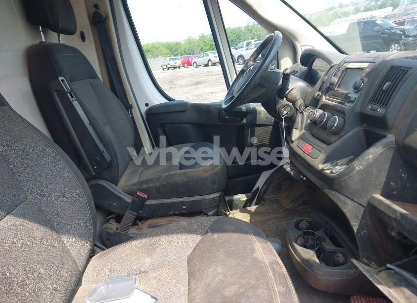 Photo 5 of 2019 Ram Promaster 2500 HIGH ROOF 159 WB (VIN 3C6TRVDG7KE561630)