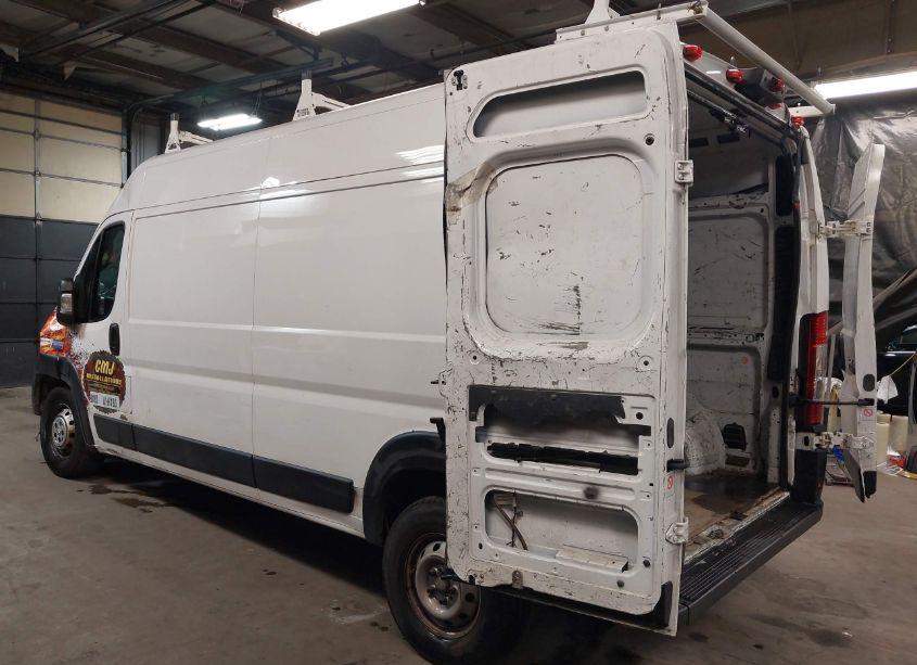 Photo 3 of 2019 Ram Promaster 2500 HIGH ROOF 159 WB (VIN 3C6TRVDG9KE501039)