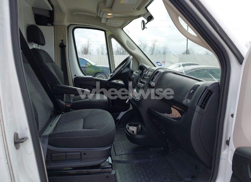 Photo 5 of 2020 Ram Promaster 2500 WINDOW VAN HIGH ROOF 159 WB (VIN 3C6TRVPG8LE149312)
