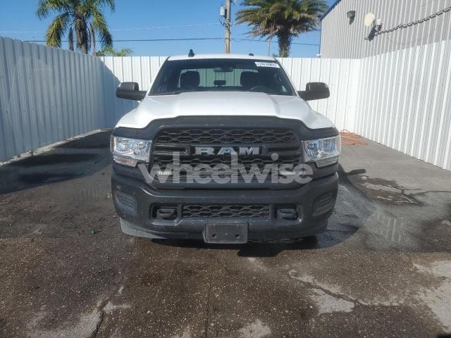 Photo 5 of 2022 RAM 2500 TRADESMAN (VIN 3C6UR4CJ5NG365108)