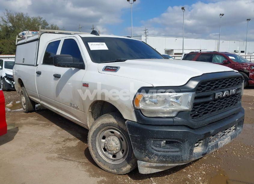 2019 Ram 2500 TRADESMAN 4X2 8' BOX (VIN 3C6UR4HJ0KG603838) main photo
