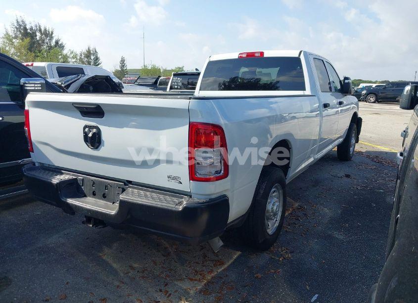 Photo 4 of 2024 Ram 2500 (VIN 3C6UR4HJ2RG328449)