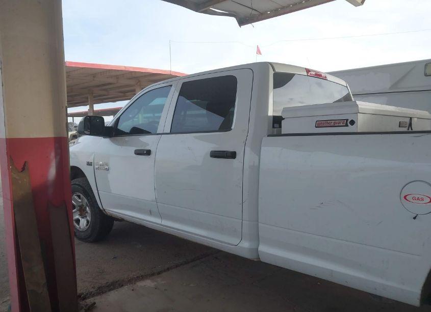 Photo 12 of 2018 Ram 2500 TRADESMAN 4X2 8' BOX (VIN 3C6UR4HJ3JG211161)