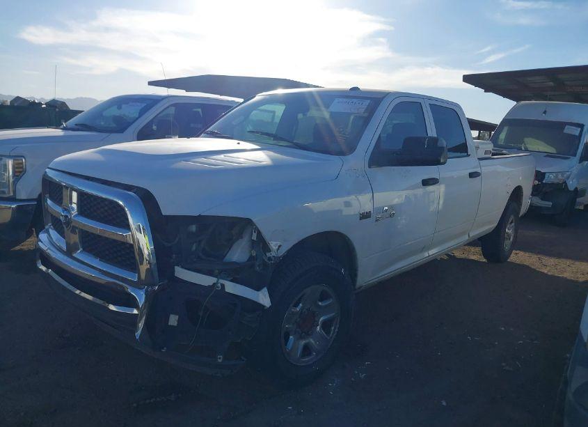 Photo 2 of 2018 Ram 2500 TRADESMAN 4X2 8' BOX (VIN 3C6UR4HJ3JG211161)