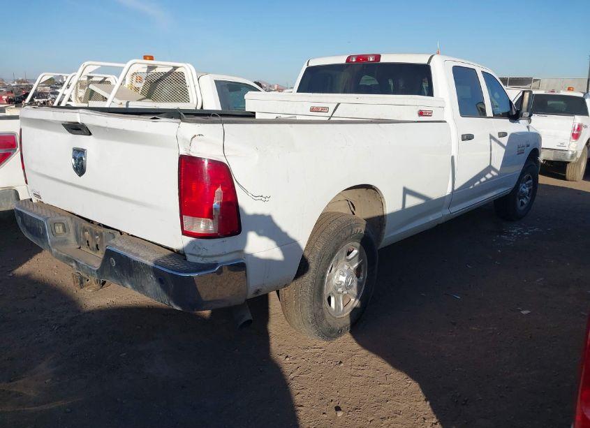 Photo 4 of 2018 Ram 2500 TRADESMAN 4X2 8' BOX (VIN 3C6UR4HJ3JG211161)