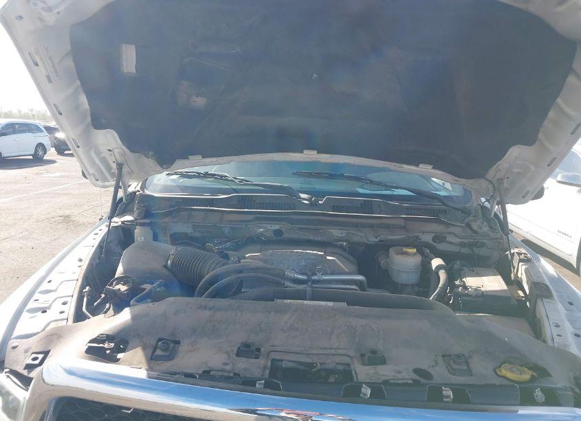 Photo 9 of 2018 Ram 2500 TRADESMAN 4X2 8' BOX (VIN 3C6UR4HJ3JG211161)