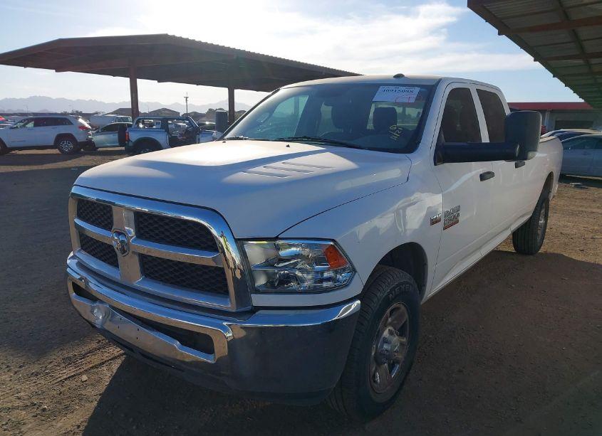 Photo 2 of 2018 Ram 2500 TRADESMAN 4X2 8' BOX (VIN 3C6UR4HJ5JG211162)