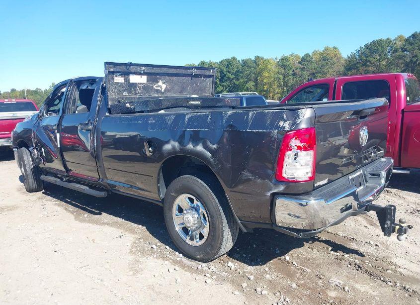 Photo 3 of 2024 Ram 2500 TRADESMAN 4X2 8' BOX (VIN 3C6UR4HJ5RG113793)