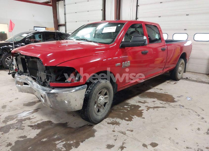 Photo 2 of 2015 Ram 2500 TRADESMAN (VIN 3C6UR4HJ8FG575972)