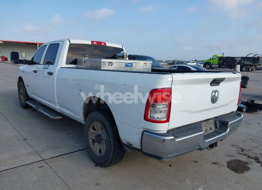 Photo 3 of 2019 Ram 2500 TRADESMAN 4X2 8' BOX (VIN 3C6UR4HJXKG720696)