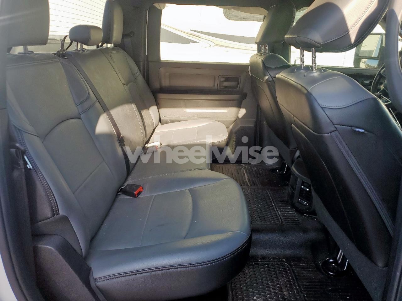 Photo 10 of 2024 RAM 2500 UTILITY / SERVICE TRUCK (VIN 3C6UR4HJXRG139306)