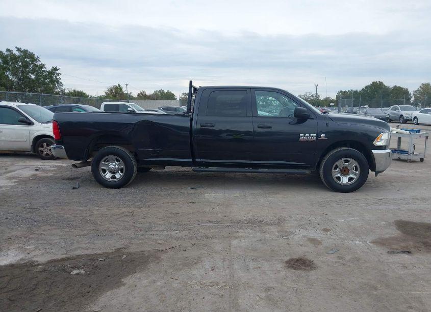 Photo 13 of 2018 Ram 2500 TRADESMAN 4X2 8' BOX (VIN 3C6UR4HL1JG424448)