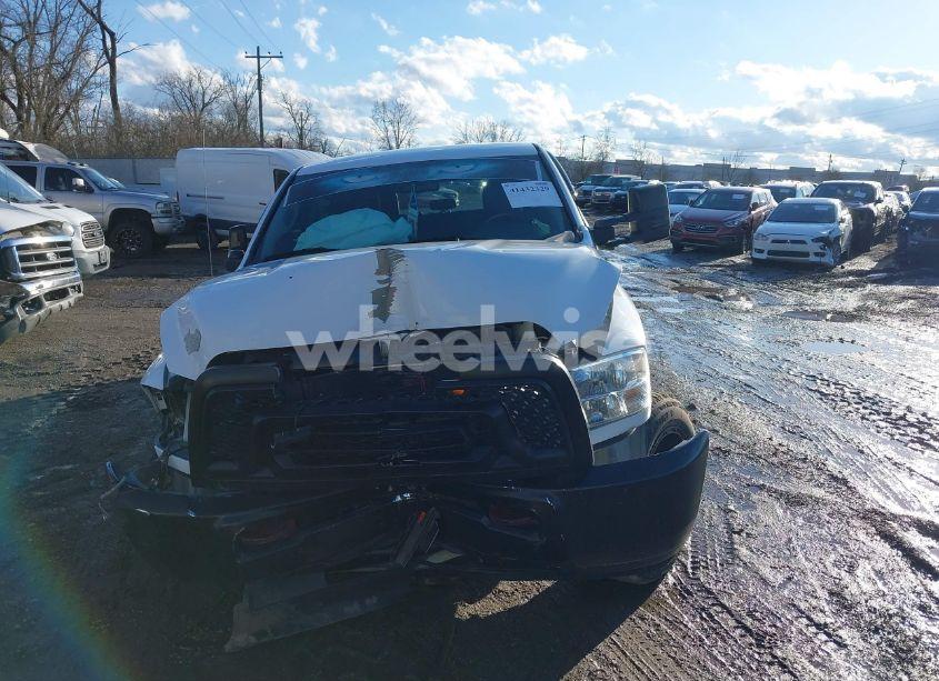 Photo 12 of 2018 Ram 2500 TRADESMAN 4X2 8' BOX (VIN 3C6UR4HL6JG125201)