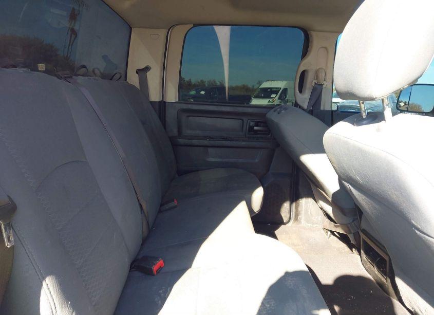 Photo 8 of 2018 Ram 2500 TRADESMAN 4X2 8' BOX (VIN 3C6UR4HL8JG340319)