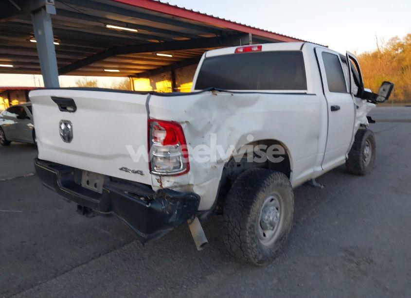 Photo 4 of 2020 Ram 2500 TRADESMAN 4X4 6'4 BOX (VIN 3C6UR5CJ0LG250404)