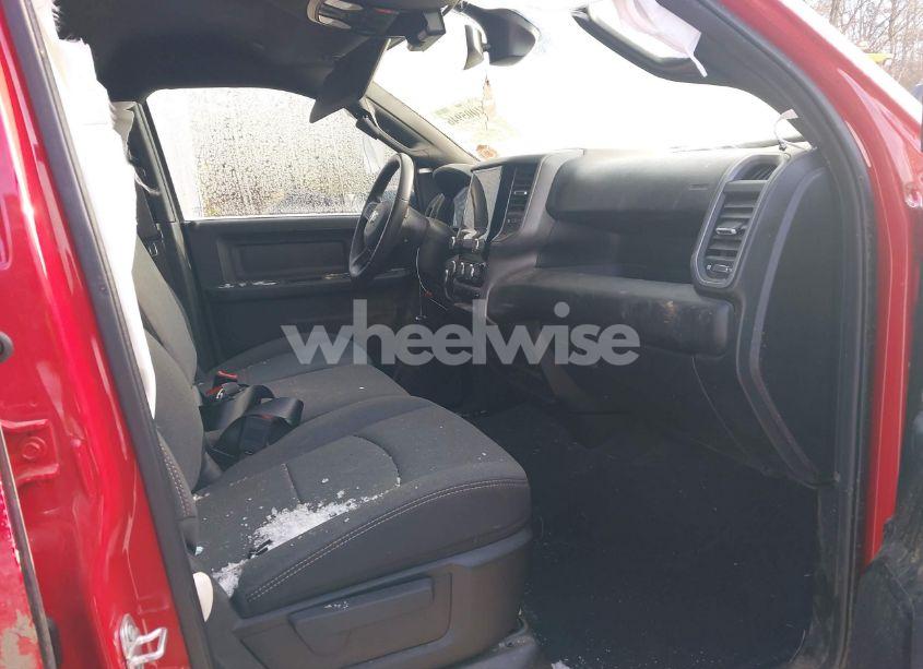 Photo 5 of 2024 Ram 2500 TRADESMAN 4X4 6'4 BOX (VIN 3C6UR5CJ0RG181612)