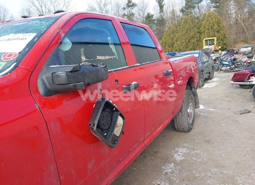 Photo 6 of 2024 Ram 2500 TRADESMAN 4X4 6'4 BOX (VIN 3C6UR5CJ0RG181612)