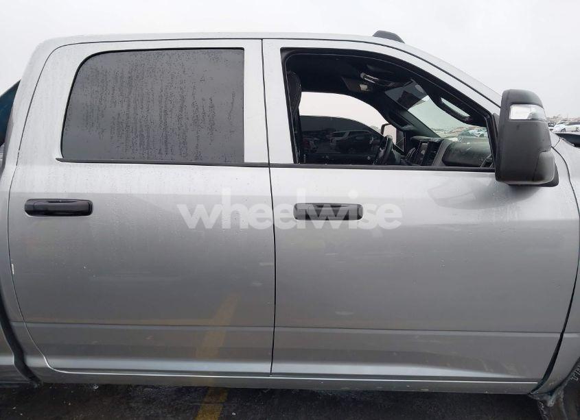 Photo 14 of 2024 Ram 2500 (VIN 3C6UR5CJ0RG330553)