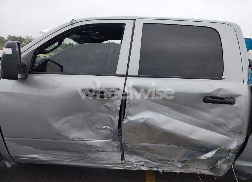 Photo 15 of 2024 Ram 2500 (VIN 3C6UR5CJ0RG330553)