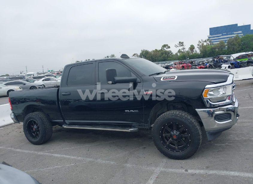Photo 13 of 2020 Ram 2500 TRADESMAN 4X4 6'4 BOX (VIN 3C6UR5CJ1LG284772)