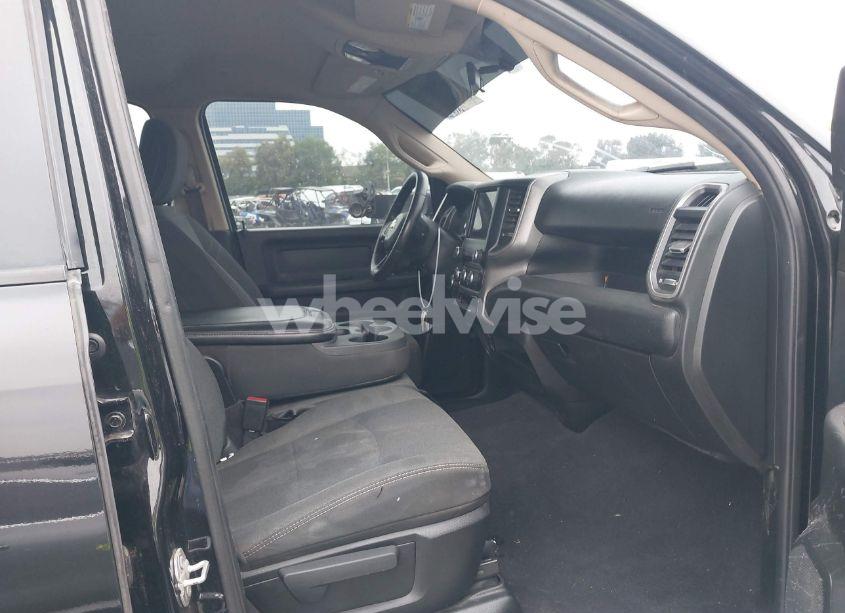 Photo 5 of 2020 Ram 2500 TRADESMAN 4X4 6'4 BOX (VIN 3C6UR5CJ1LG284772)