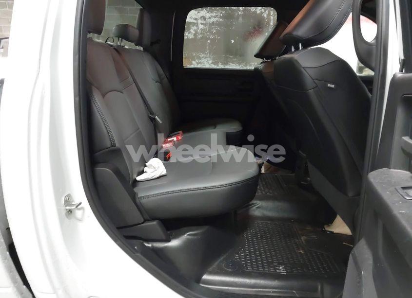 Photo 8 of 2024 Ram 2500 TRADESMAN 4X4 6'4 BOX (VIN 3C6UR5CJ1RG181473)