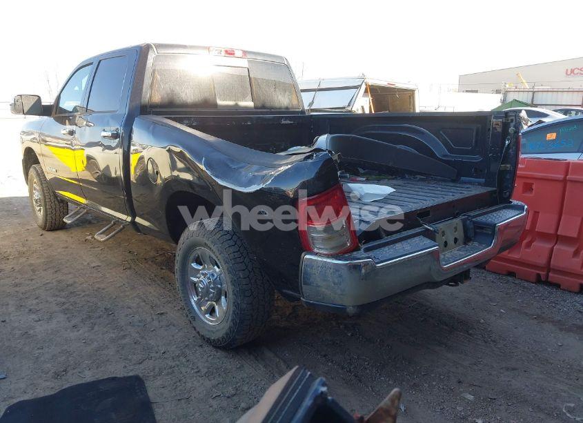 Photo 3 of 2021 Ram 2500 TRADESMAN 4X4 6'4 BOX (VIN 3C6UR5CJ2MG573337)