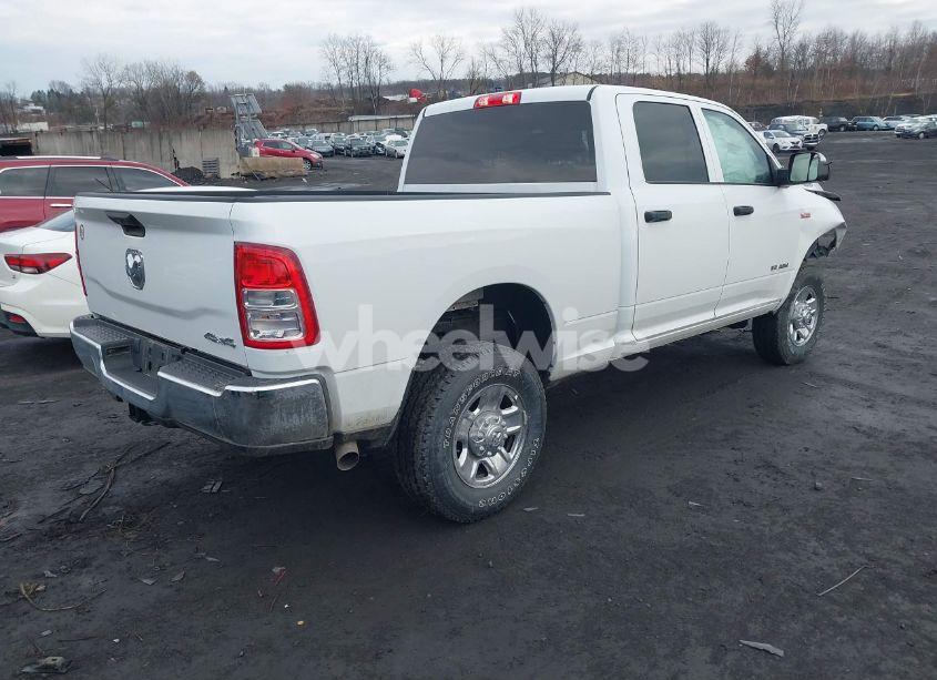 Photo 4 of 2022 Ram 2500 TRADESMAN 4X4 6'4 BOX (VIN 3C6UR5CJ2NG441695)