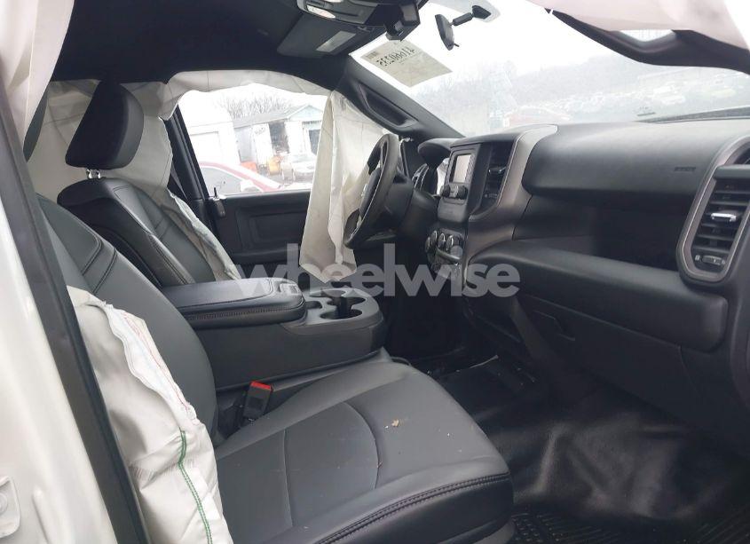 Photo 5 of 2022 Ram 2500 TRADESMAN 4X4 6'4 BOX (VIN 3C6UR5CJ2NG441695)