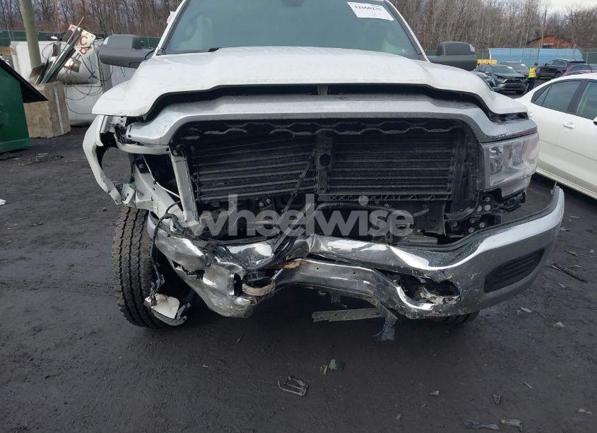 Photo 6 of 2022 Ram 2500 TRADESMAN 4X4 6'4 BOX (VIN 3C6UR5CJ2NG441695)