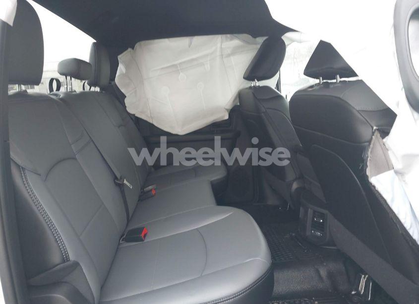 Photo 8 of 2022 Ram 2500 TRADESMAN 4X4 6'4 BOX (VIN 3C6UR5CJ2NG441695)