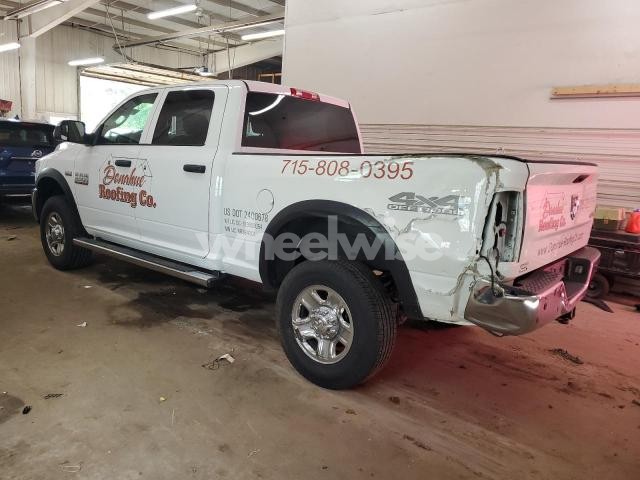 Photo 4 of 2018 RAM 2500 ST (VIN 3C6UR5CJ3JG377886)