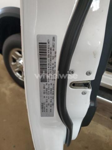 Photo 9 of 2018 RAM 2500 ST (VIN 3C6UR5CJ3JG377886)