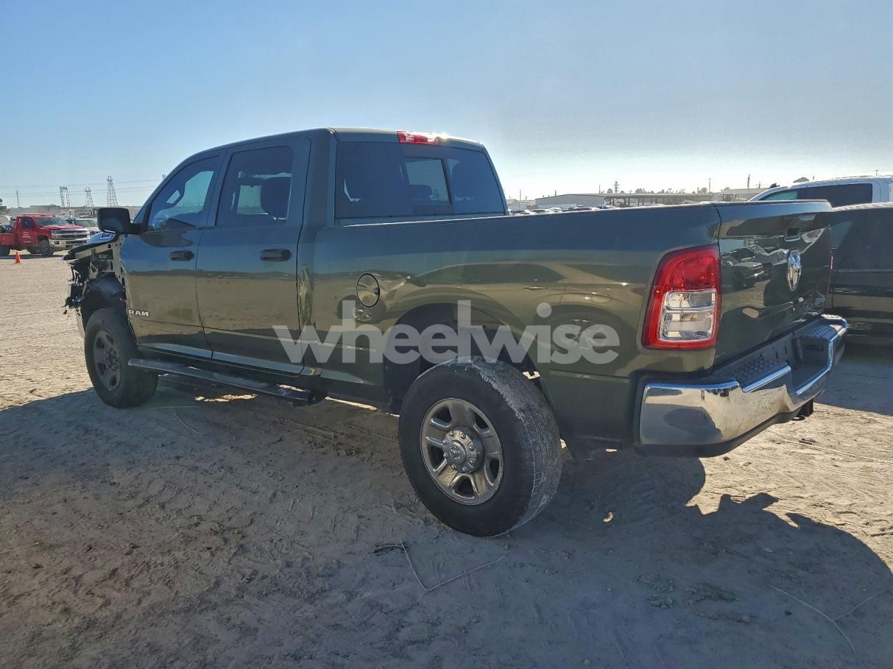 Photo 2 of 2022 RAM 2500 TRADESMAN (VIN 3C6UR5CJ4NG248674)