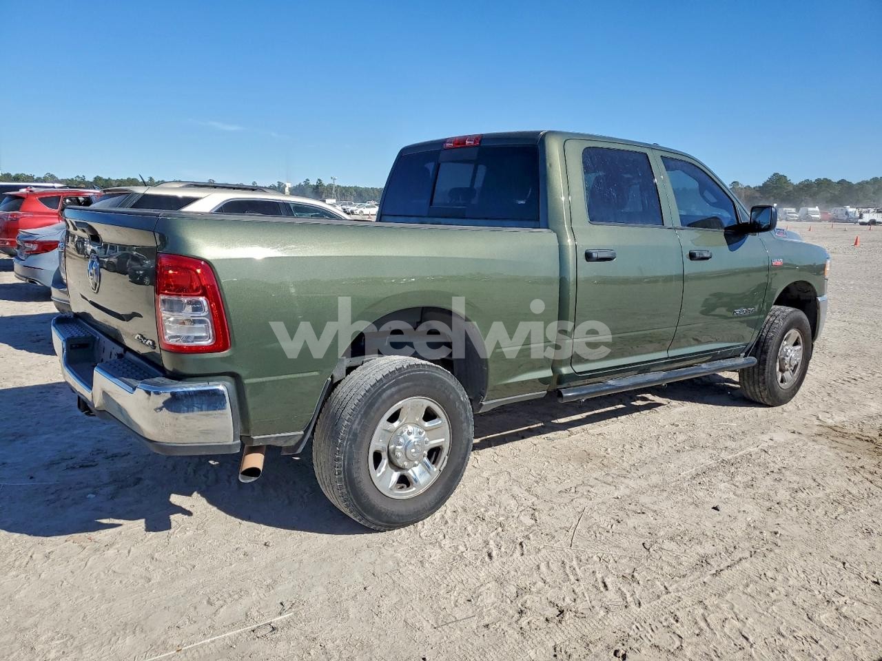 Photo 3 of 2022 RAM 2500 TRADESMAN (VIN 3C6UR5CJ4NG248674)