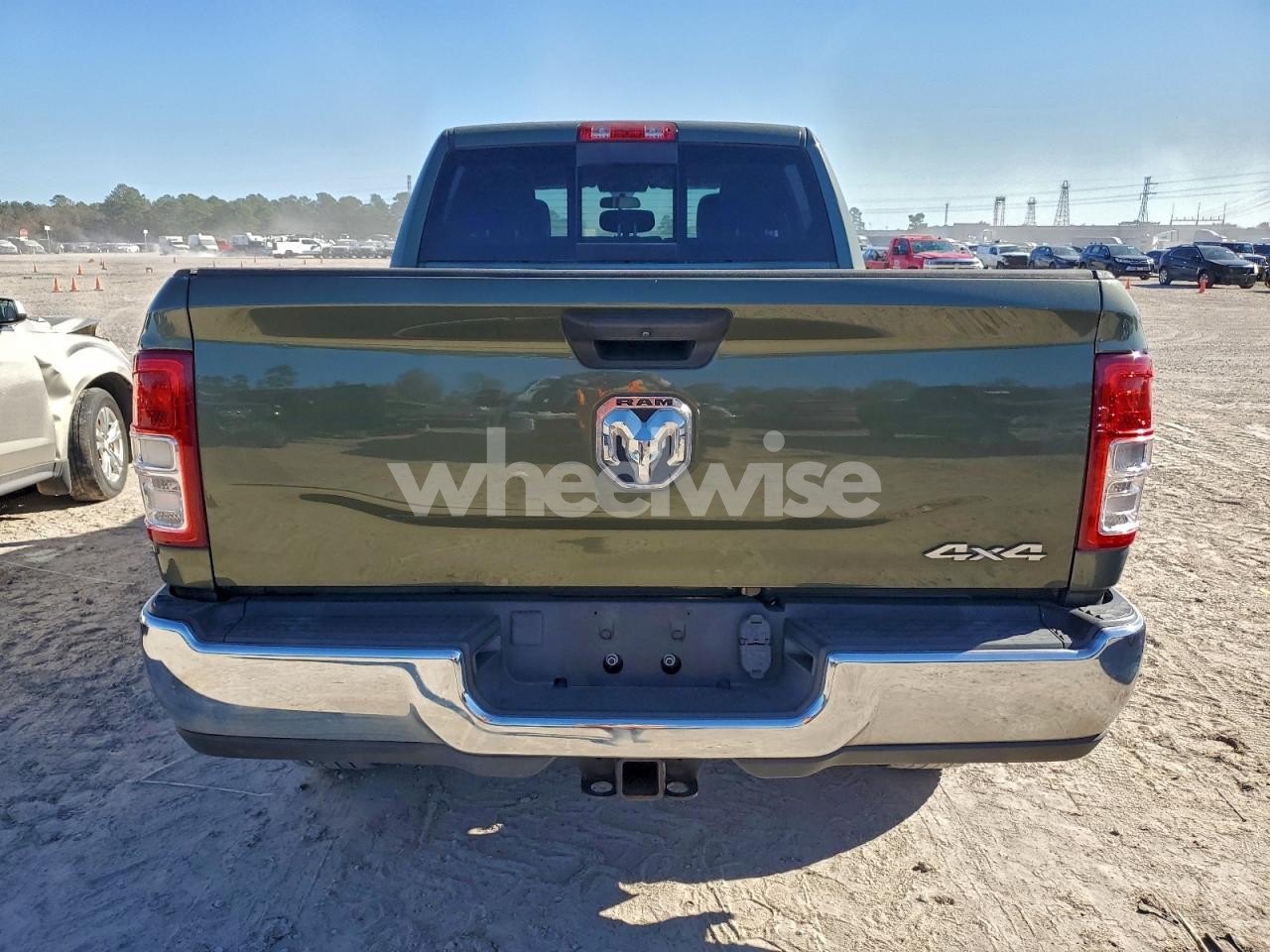 Photo 6 of 2022 RAM 2500 TRADESMAN (VIN 3C6UR5CJ4NG248674)
