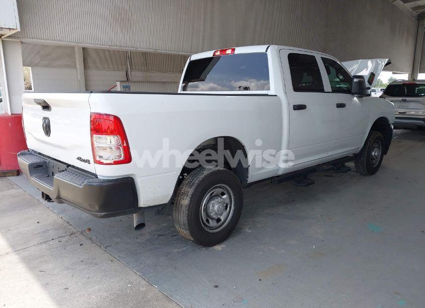 Photo 4 of 2024 Ram 2500 TRADESMAN 4X4 6'4 BOX (VIN 3C6UR5CJ4RG267621)