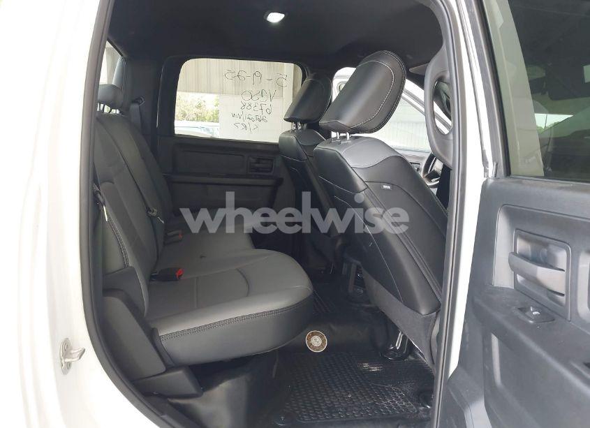 Photo 8 of 2024 Ram 2500 TRADESMAN 4X4 6'4 BOX (VIN 3C6UR5CJ4RG267621)