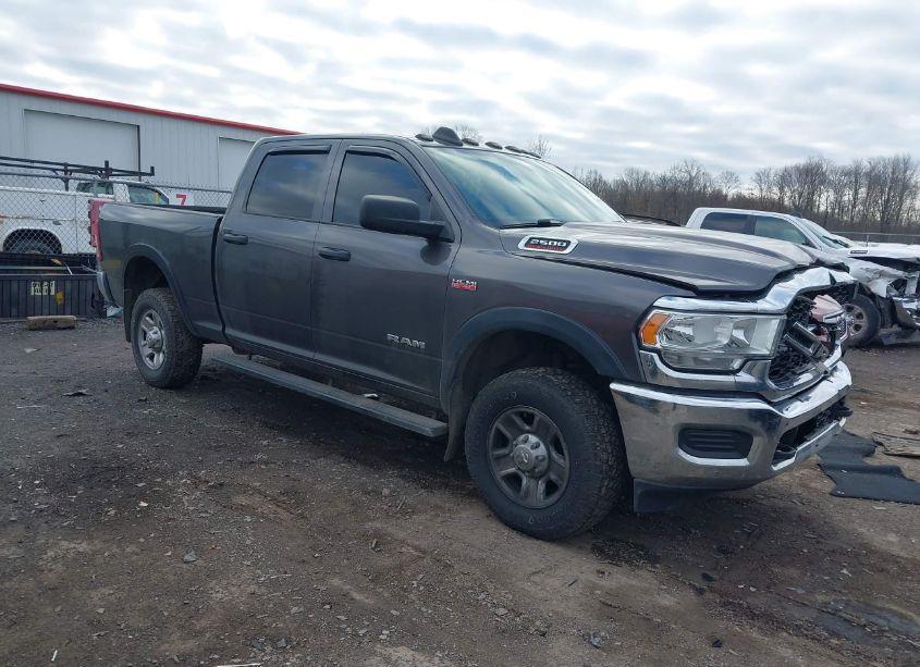 2019 Ram 2500 TRADESMAN 4X4 6'4 BOX (VIN 3C6UR5CJ5KG598956) main photo