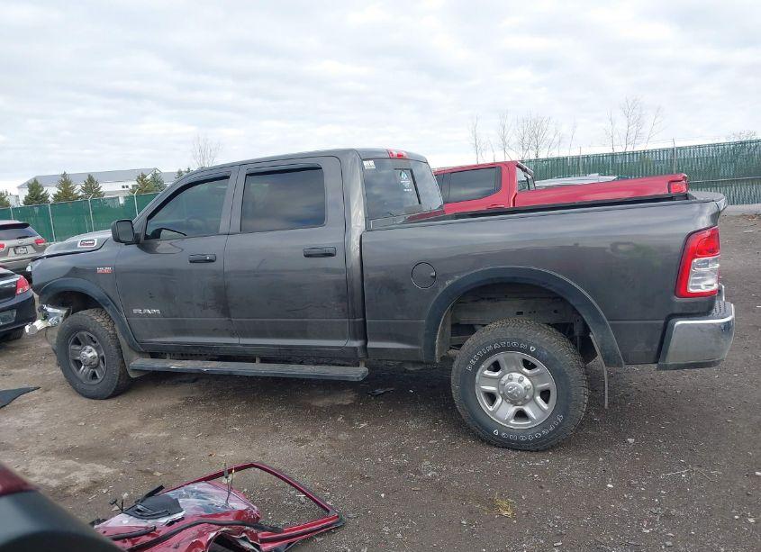Photo 14 of 2019 Ram 2500 TRADESMAN 4X4 6'4 BOX (VIN 3C6UR5CJ5KG598956)