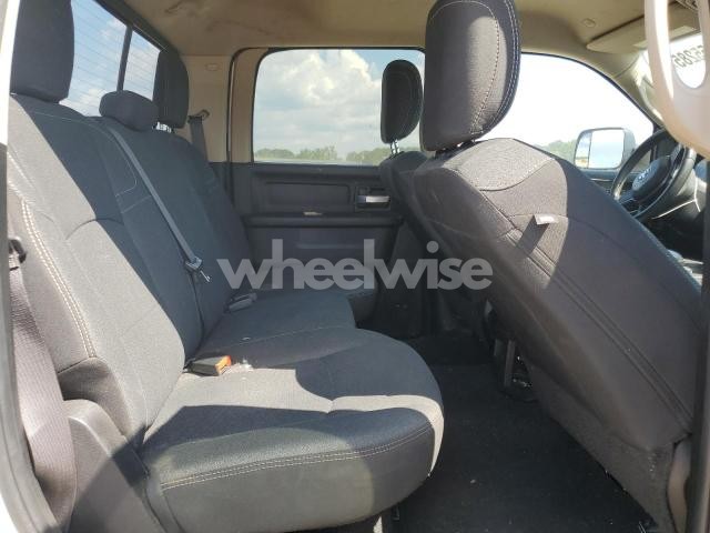 Photo 12 of 2019 RAM 2500 TRADESMAN (VIN 3C6UR5CJ5KG669069)