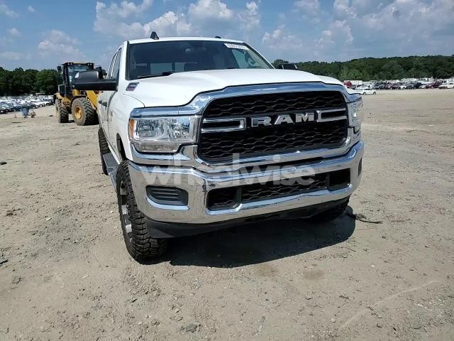 Photo 2 of 2019 RAM 2500 TRADESMAN (VIN 3C6UR5CJ5KG669069)
