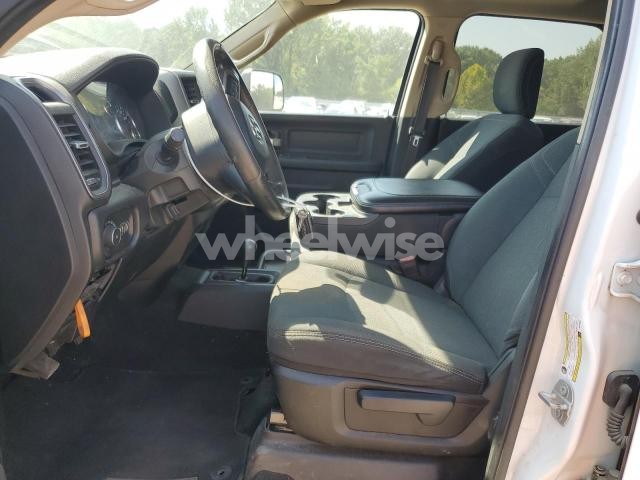 Photo 7 of 2019 RAM 2500 TRADESMAN (VIN 3C6UR5CJ5KG669069)