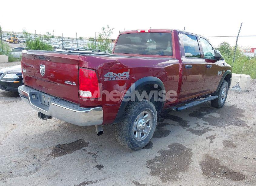 Photo 4 of 2018 Ram 2500 TRADESMAN 4X4 6'4 BOX (VIN 3C6UR5CJ6JG381673)